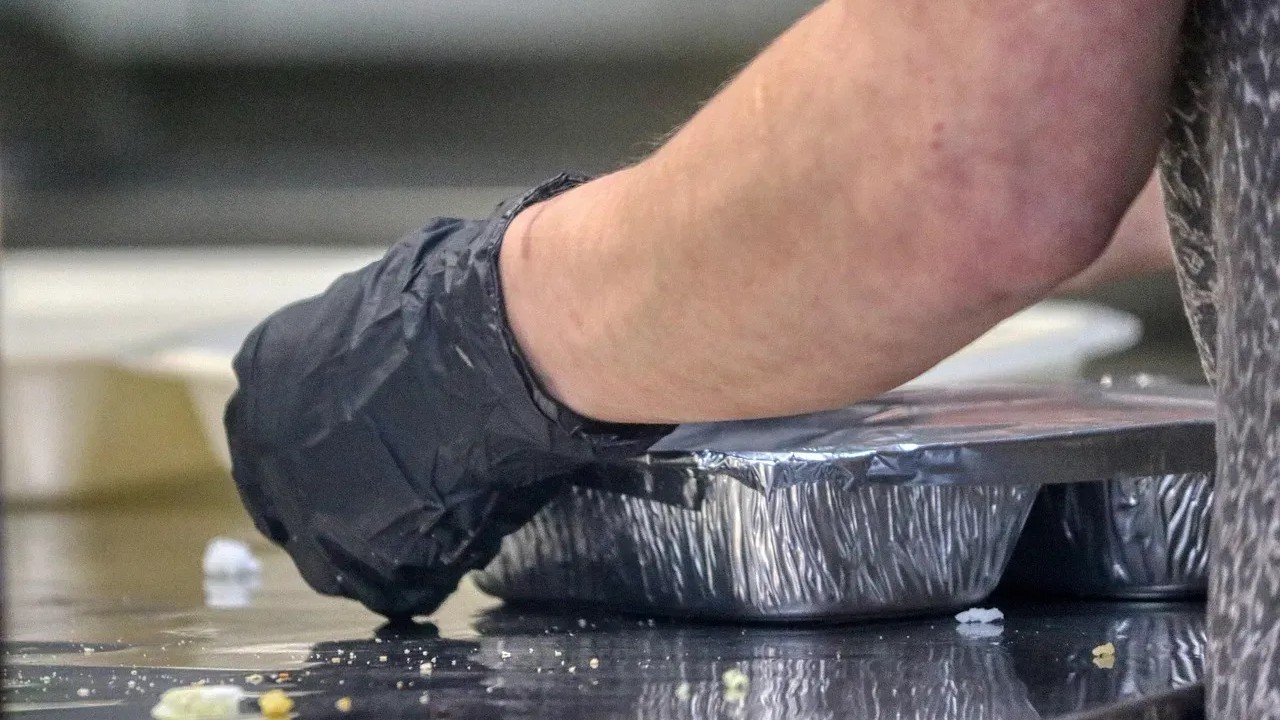 The takeout truth: What your tip (or lack thereof) on a carry-out order ...