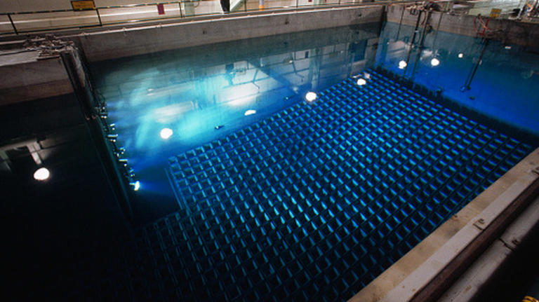 Why are nuclear fuel rods thrown out with 90% of their potential power ...