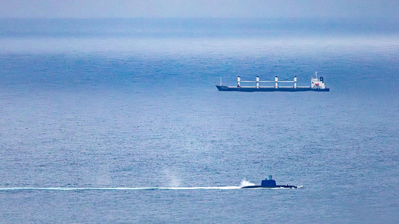 The US Navy is now quietly guiding tankers through the Strait of Hormuz ...