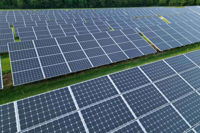 Energy giant switches on first phase of $1.1 billion Texas solar farm ...