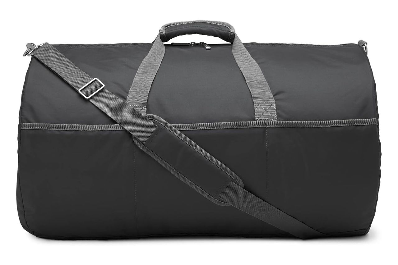 Amazon Essentials Lightweight Duffel Bag
