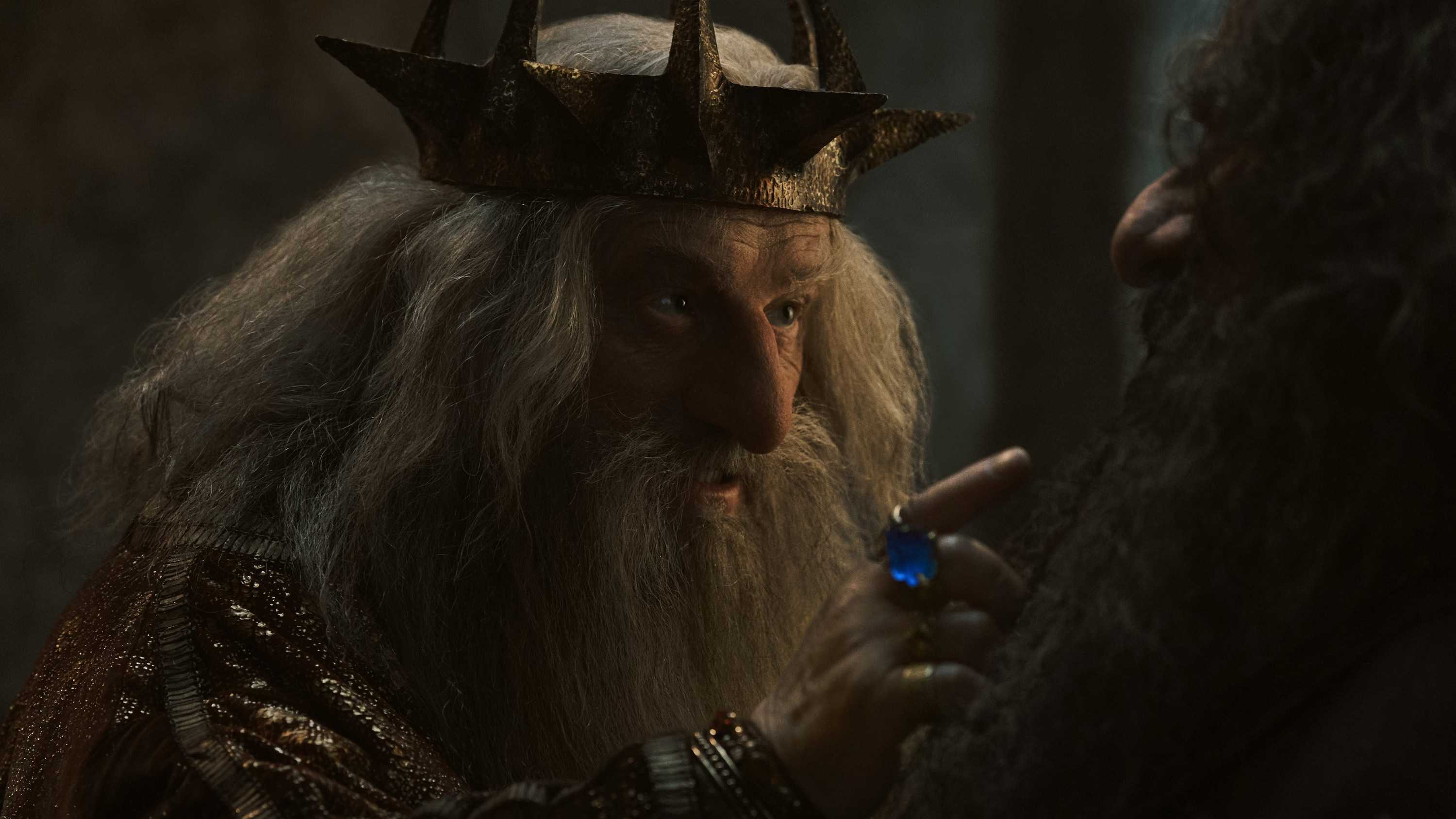 Durin III pointing with his ring in The Lord of the Rings: The Rings of Power