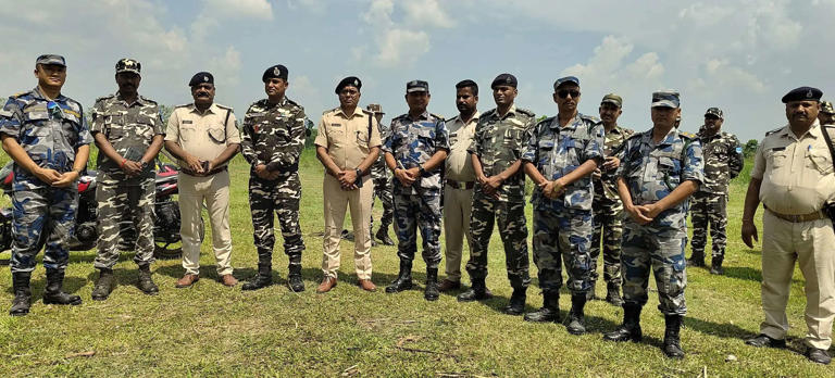 Police, SSB review India-Nepalborder security arrangements