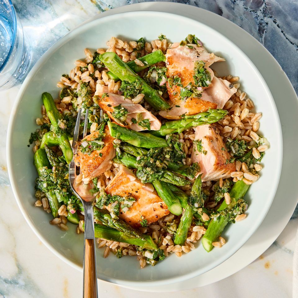 A recipe image of Salmon Piccata Grain Bowl.