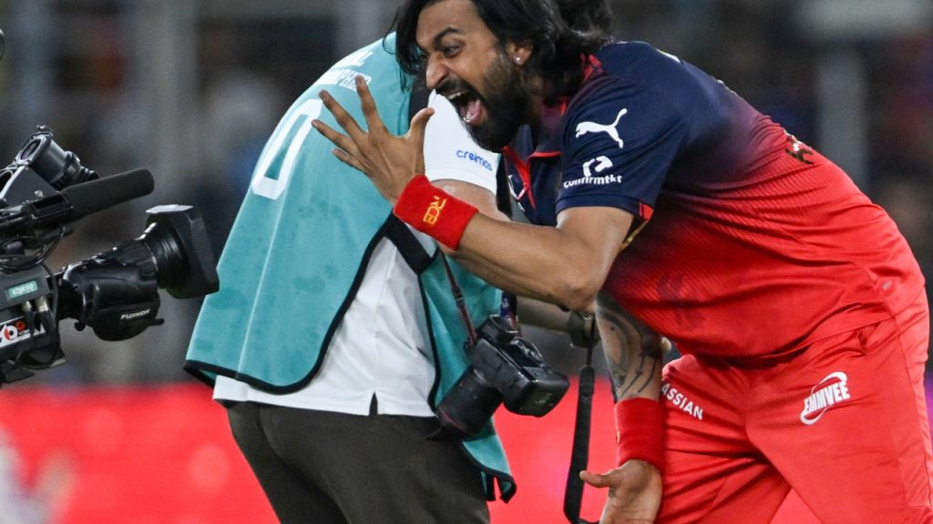 Good news for RCB fans! Krunal Pandya joins brother Hardik in elite IPL ...