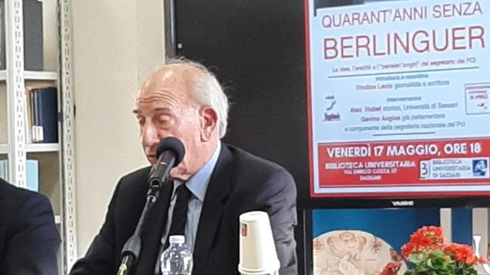Gavino Angius presenta a Sassari 