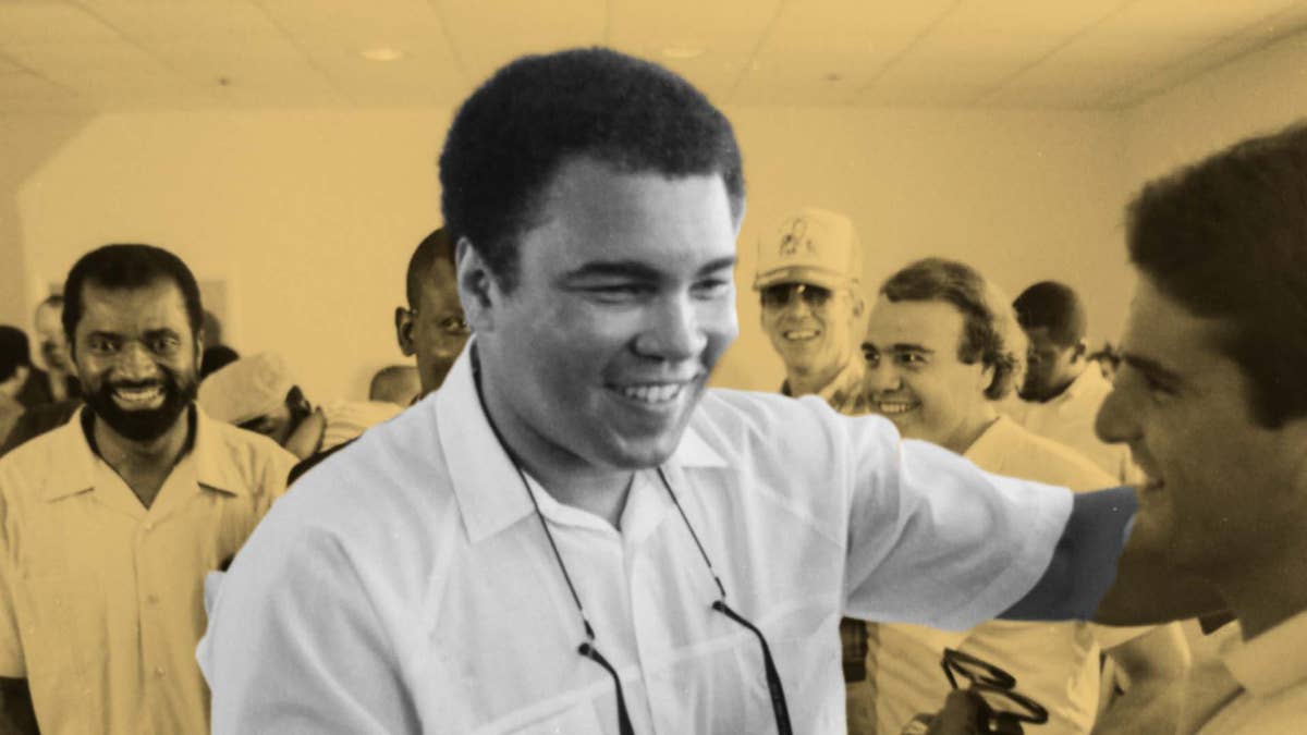 Knicks VP explained how Muhammad Ali skipped the VIP line to score ...