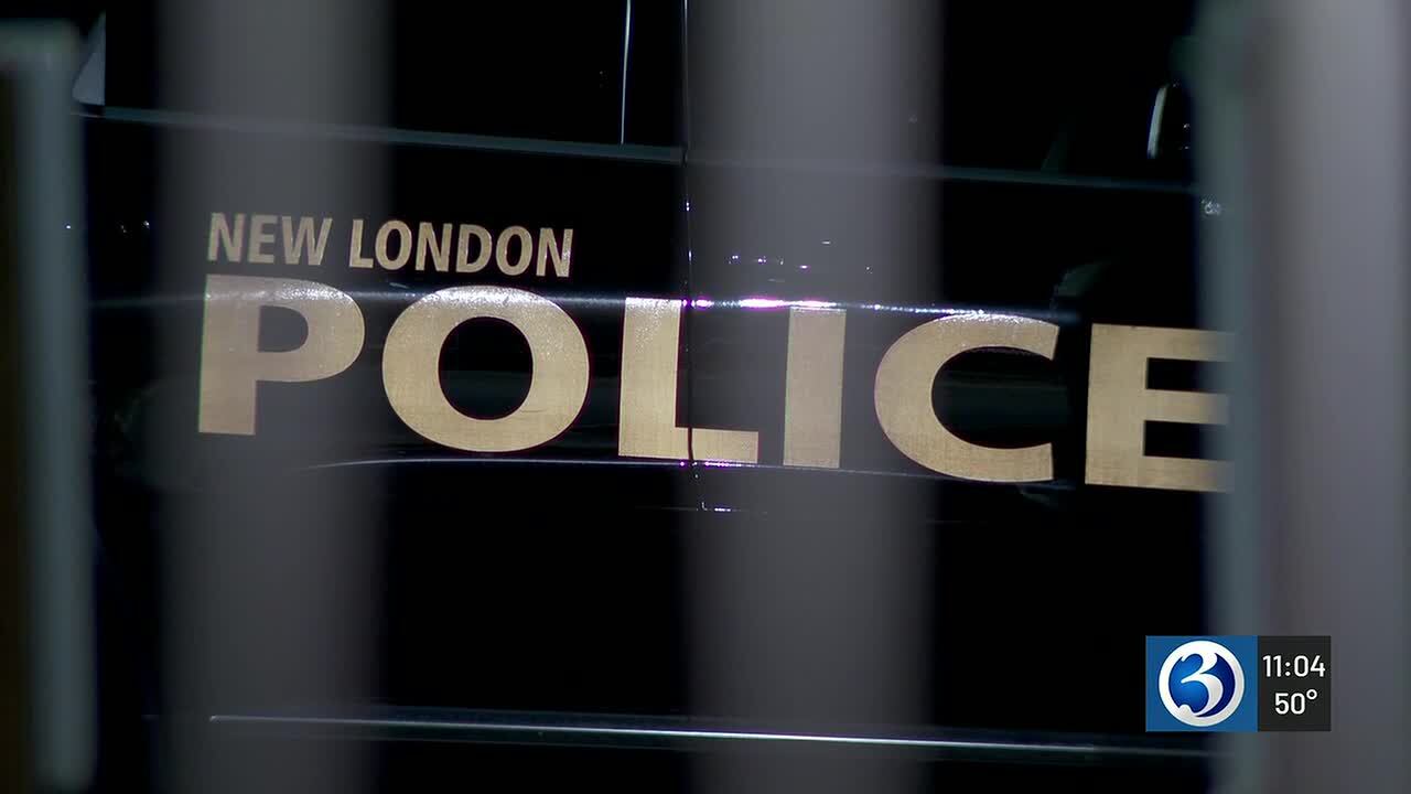 Norwich man accused of stealing car with child inside in New London