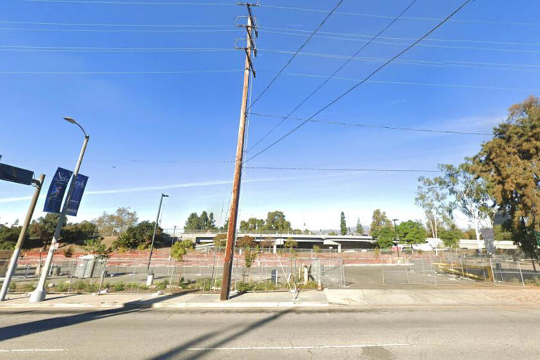 Fatal shooting at park and ride near Universal Studios; gunman at large ...