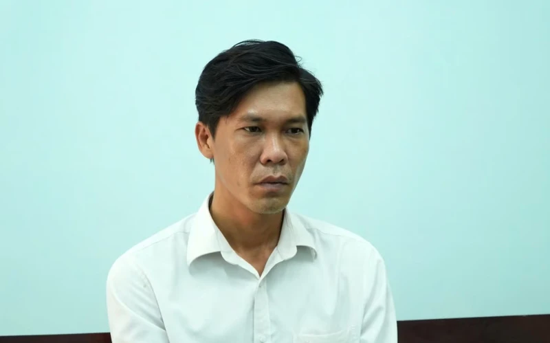 Cựu cán bộ địa chính bị bắt vì chứng thực loạt hợp đồng chuyển nhượng đất đai sai quy định