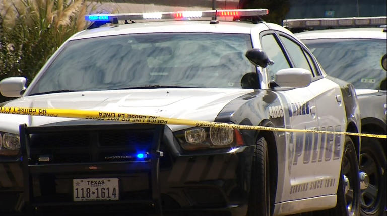Dallas officer injured after suspect takes control of squad car