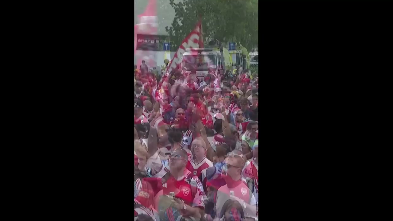 Fans paint the town red for Arsenal Premier League victory parade