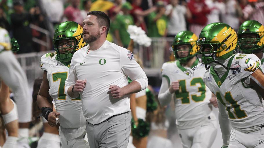 Oregon's first official visit weekend lands Ducks prediction for 4-star ...