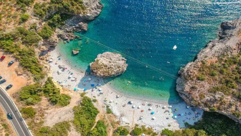 Φονέας Μάνη