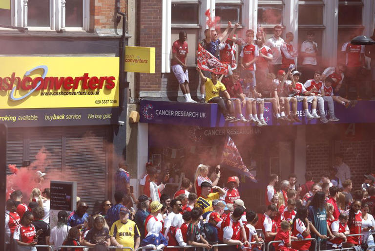 Nine people have been arrested during Arsenal's title parade | Source: REUTERS
