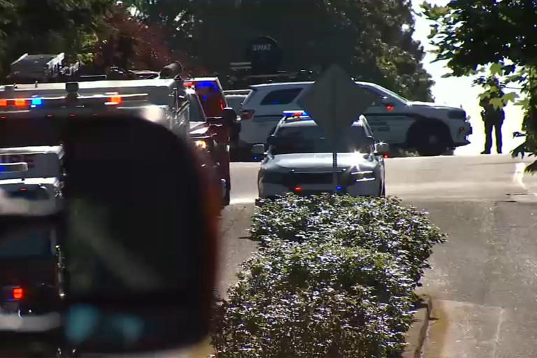 Sandy shooting suspect appears in court after 3 killed, officer ...