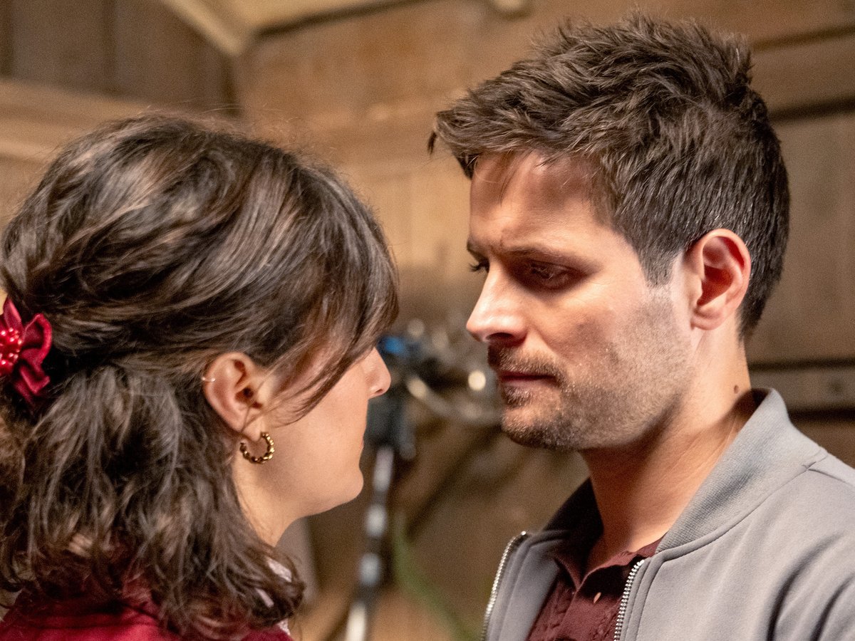 Soaps heute: Probleme bei "Rote Rosen", Liebeswirbel "Unter uns"