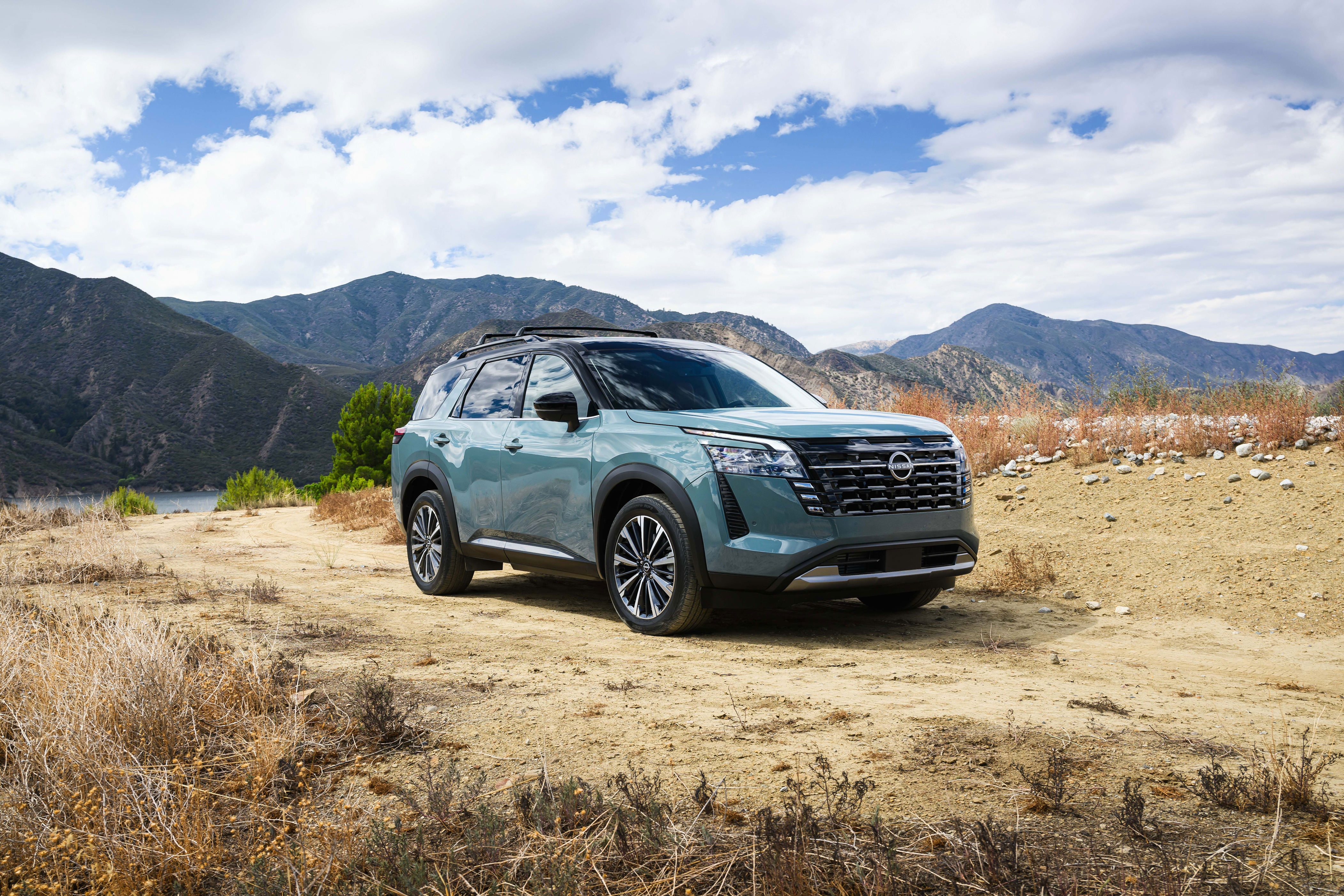 This $40,000 Nissan SUV beats a $57,000 Lincoln on fuel economy and towing