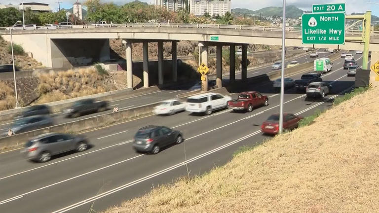 Repaving work to resume on Moanalua Fwy.