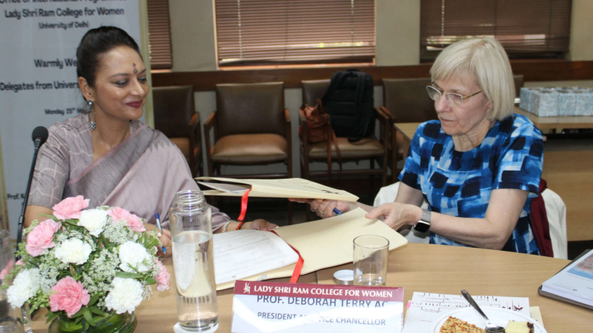 Global partnerships grow as LSR signs MoU with University of Queensland