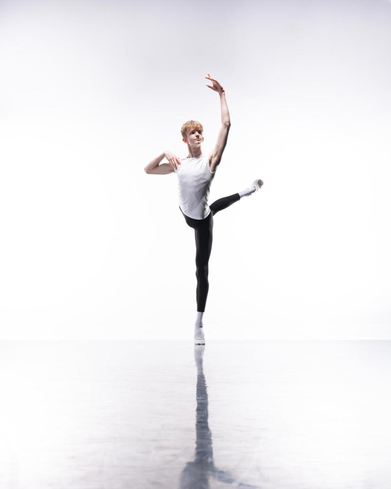 Help Jonny on his ballet journey