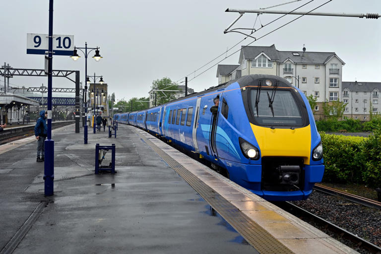 New Lumo train service between Stirling and London suspended one week ...
