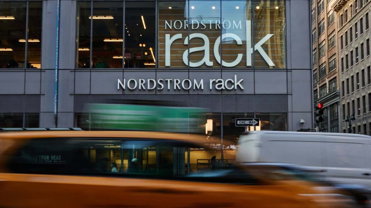 Nordstrom Rack offers Vionic sandals for $19 — perfect for traveling in ...