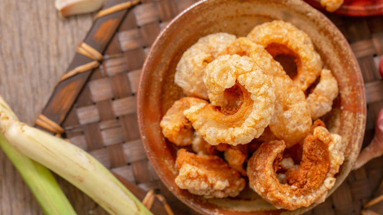 The crunchy southern snack you should put on casseroles