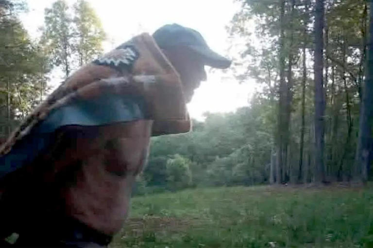 Suspected Virginia cop killer captured shirtless, one state away after ...