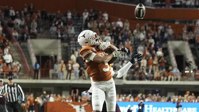 Is it time for the Texas Longhorns to panic about Easton Royal’s ...