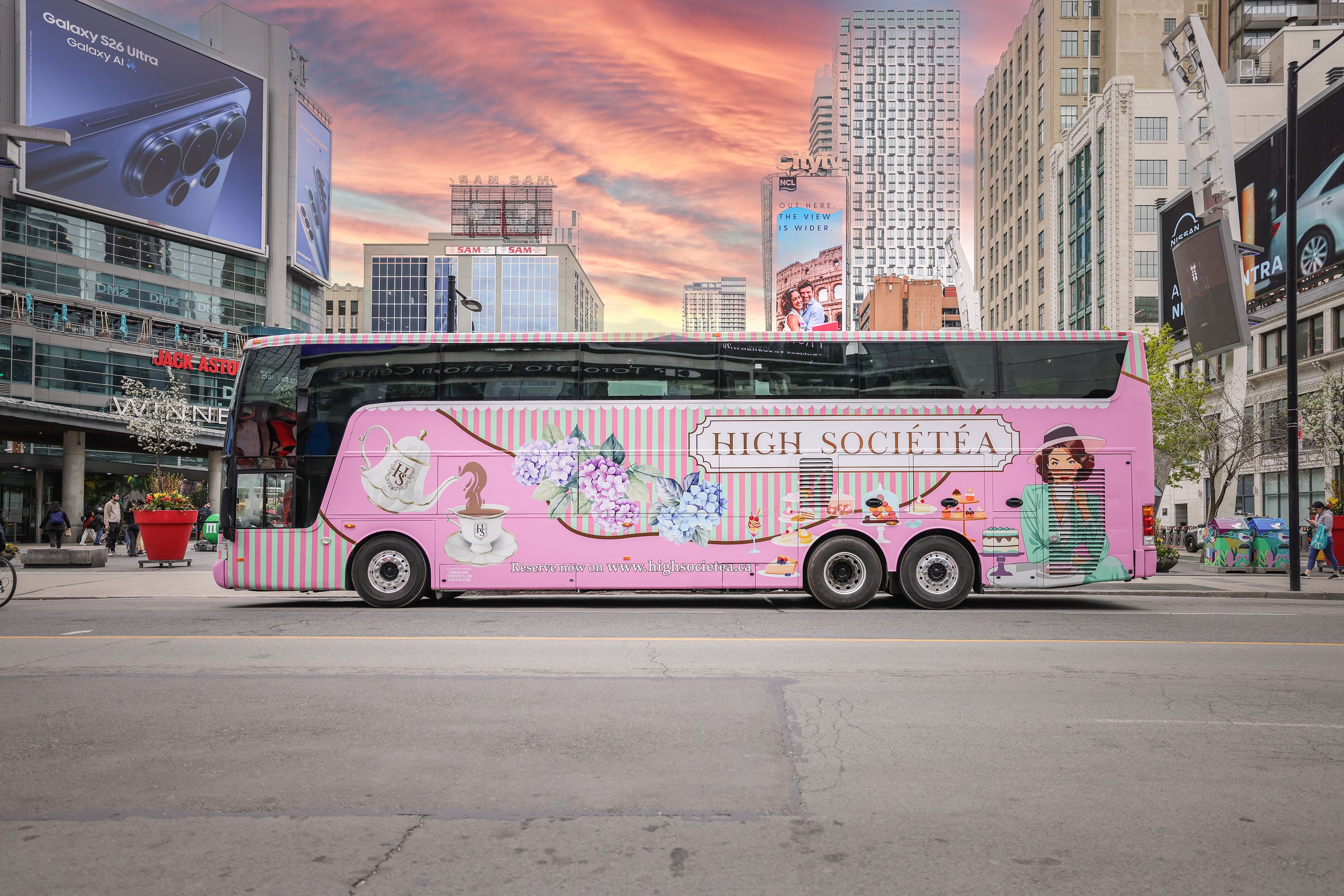 Now you can have afternoon tea on a (moving) double-decker bus in Toronto