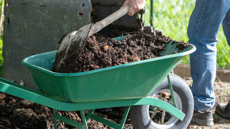 Give your compost a major nutrient boost with a 100% natural fertilizer