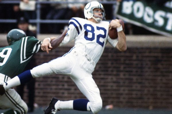 Hall of Fame receiver, NFL coach Raymond Berry dies at 93