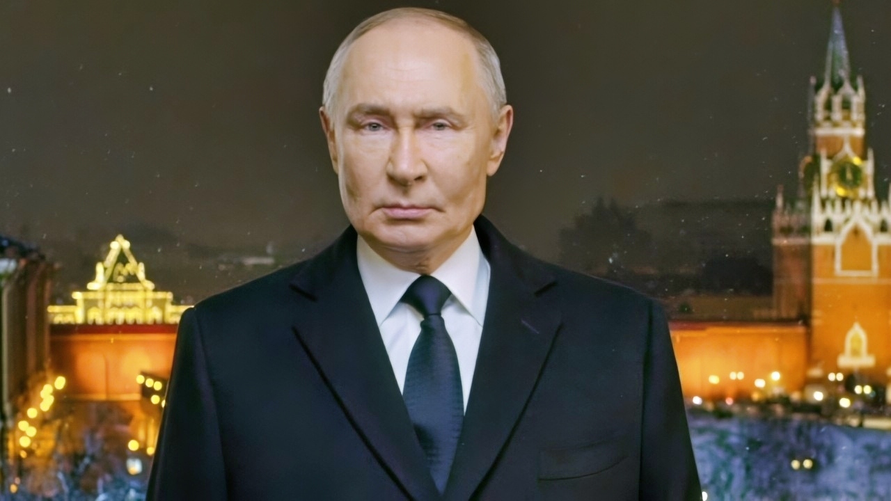 Putin has a new Ukraine war problem: His oil refineries are on fire ...