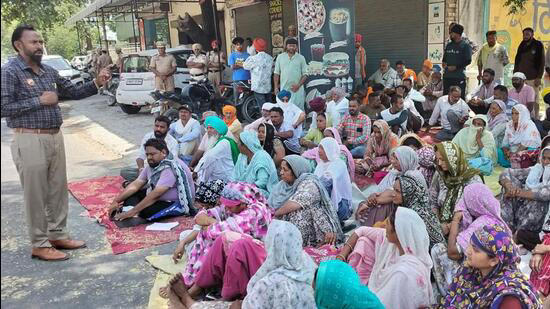 Police book family after Jalandhar youth dies in raid, magisterial ...