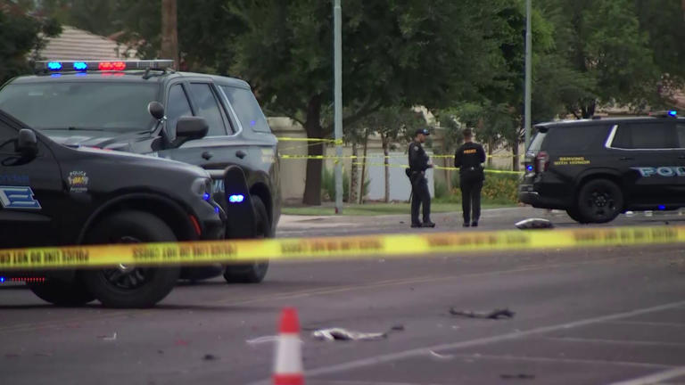 Driver dies after shooting at vehicle, fleeing from Avondale police