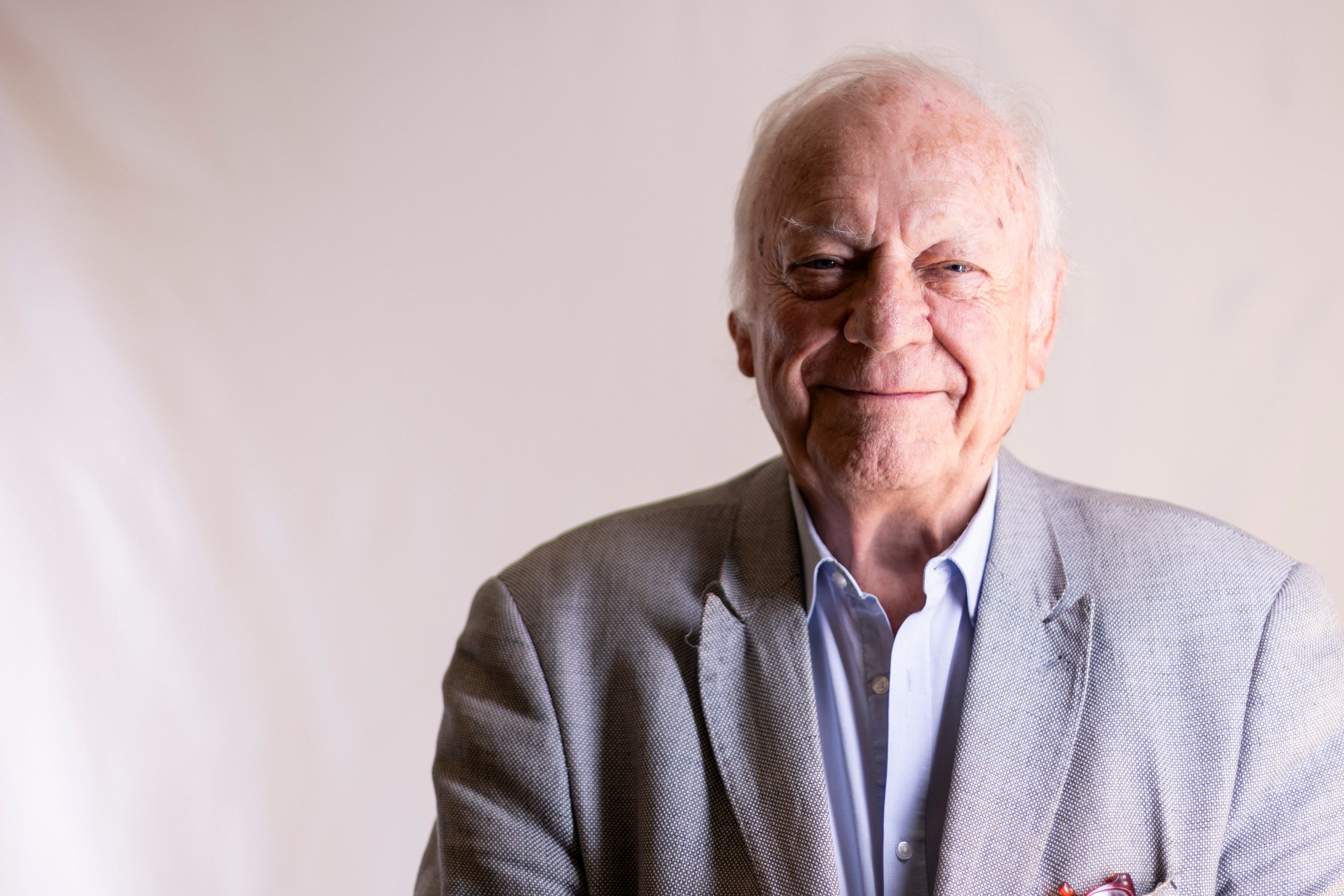Muere Alan Riding, histórico corresponsal del 'New York Times' en ...