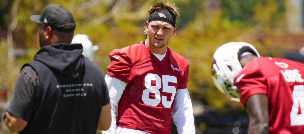 Early-round draft picks experts target & avoid (fantasy football)