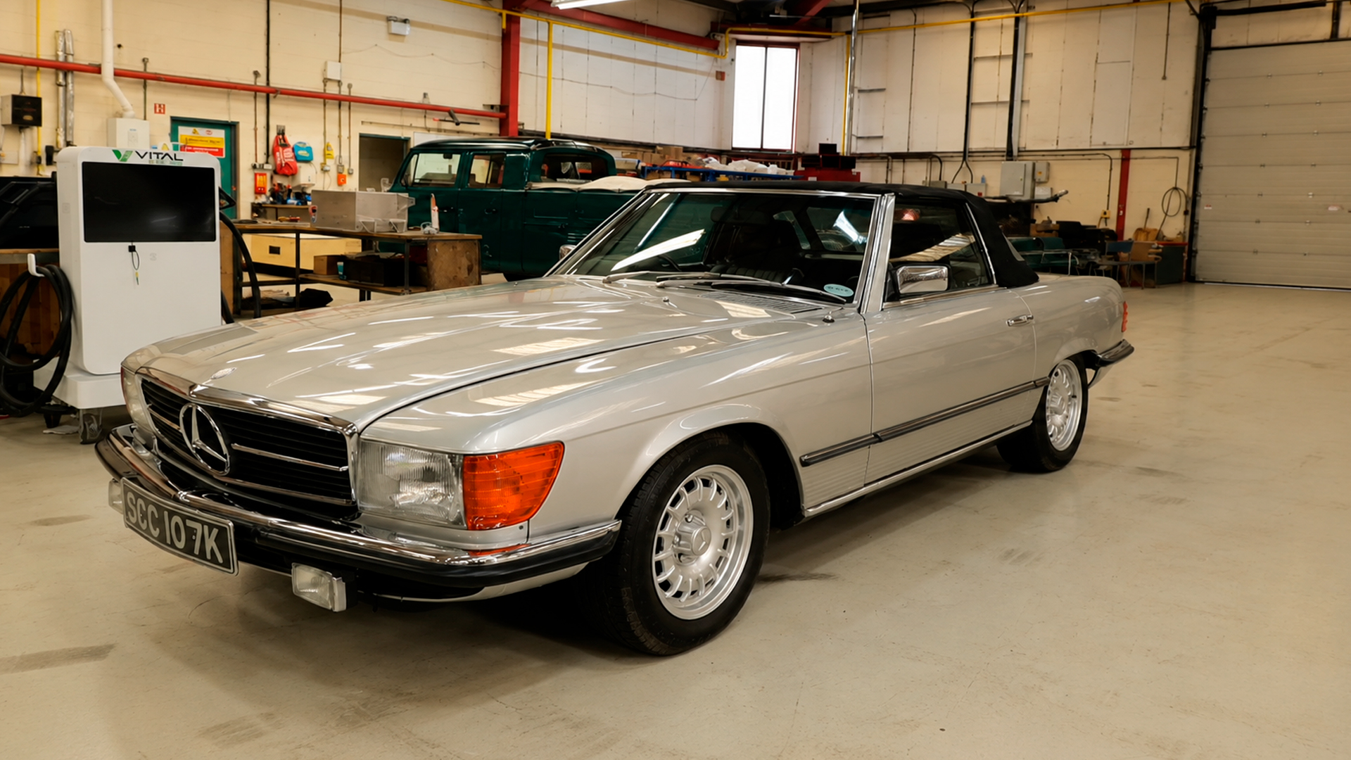 Inside my electric Mercedes R107 conversion