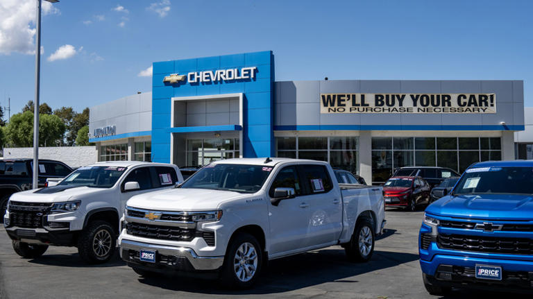 Here's how EV companies can provide direct-to-consumer sales