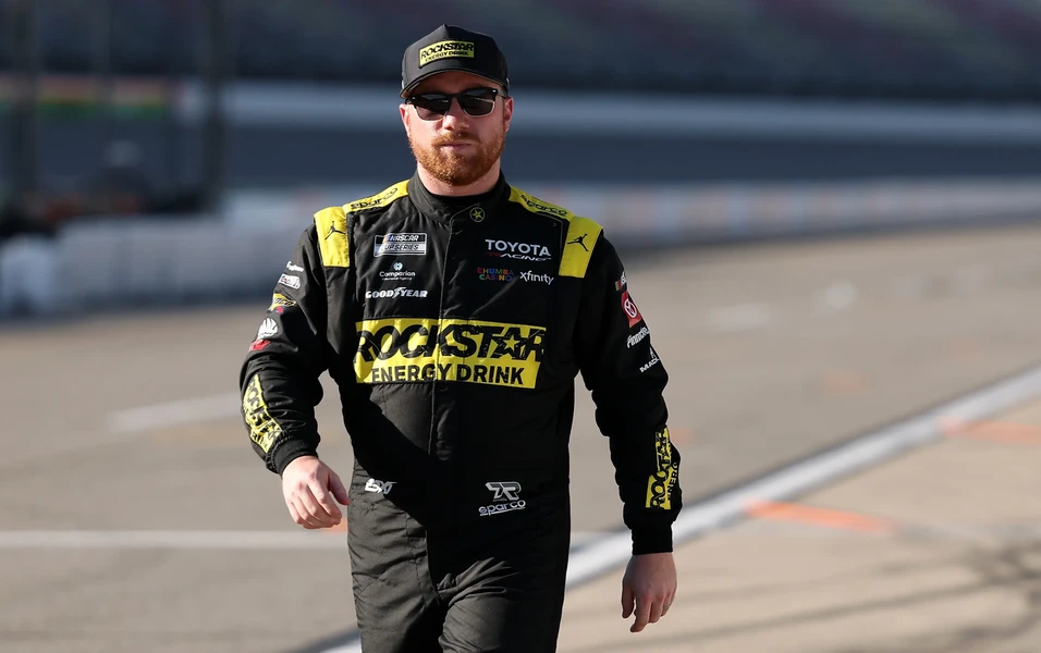 Reddick favored at Michigan as Hamlin starts from rear