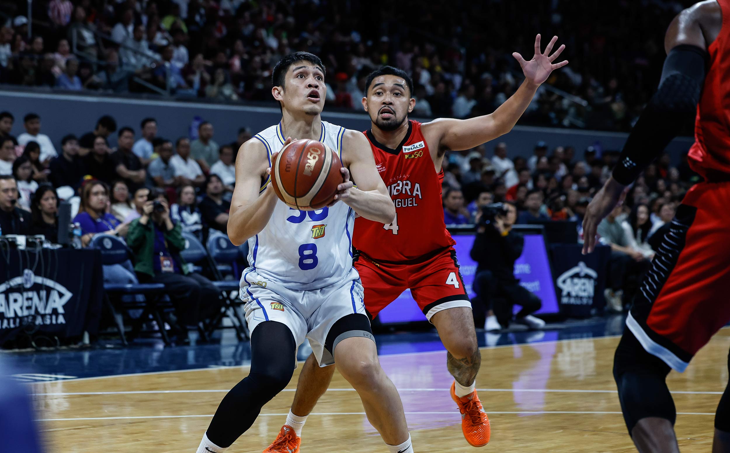PBA finals: Oftana says sideline exchange with Chot Reyes 'normal'