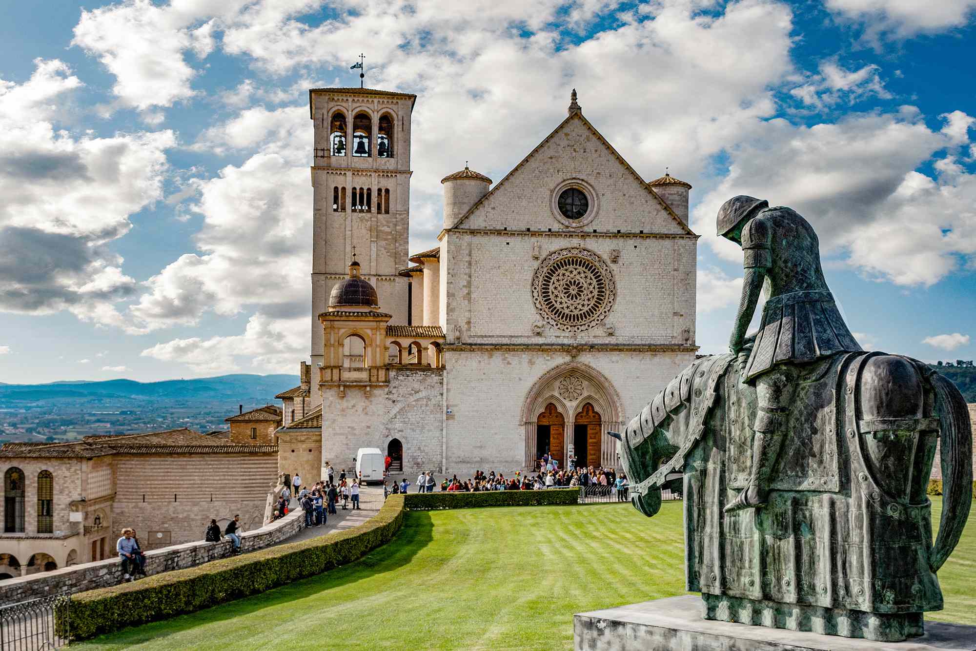 this-is-italy-s-most-underrated-city-and-it-has-roman-ruins-truffles