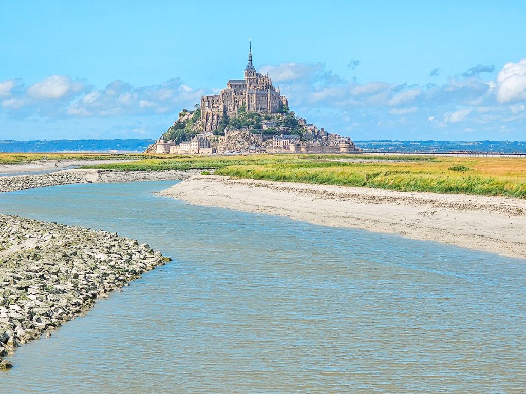 France's 15 Most Iconic and Recognizable Landmarks—How Many Do You Know?