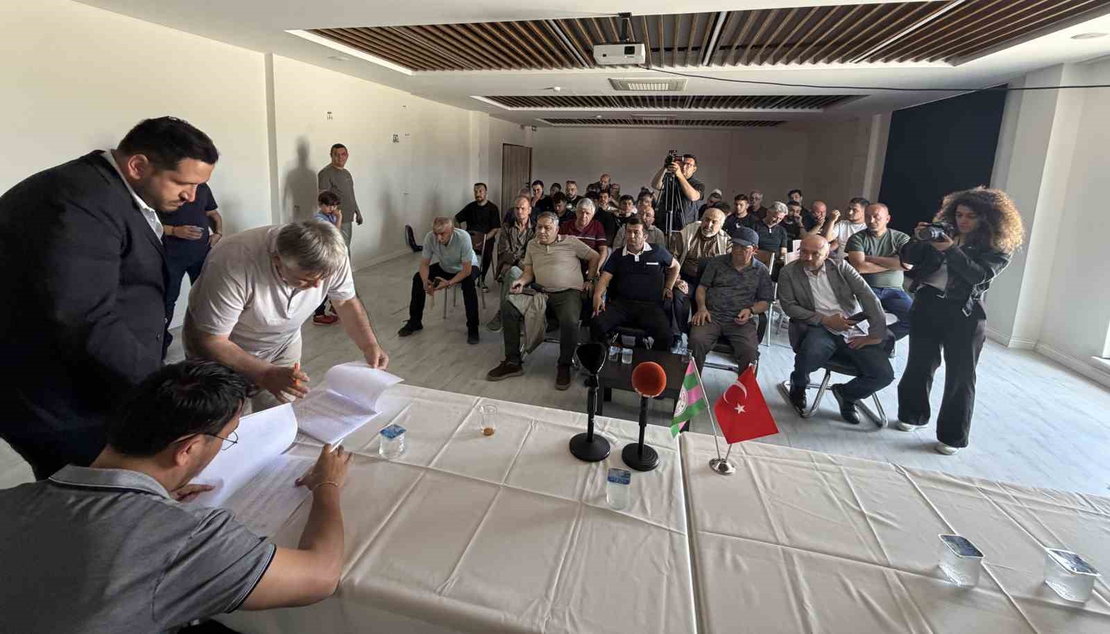 Isparta 32 Spor Kongresi Yine Ertelendi: Yeni Tarih Belirlenmedi