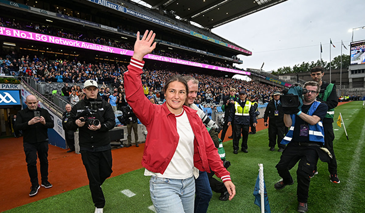 Pics: Katie Taylor swaps boxing for hurling for just a few hours