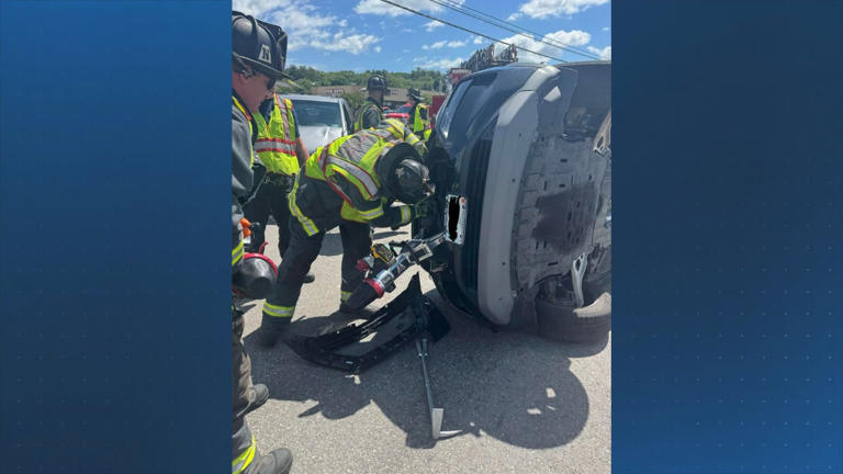 One person hospitalized after rollover crash in Nashua, NH