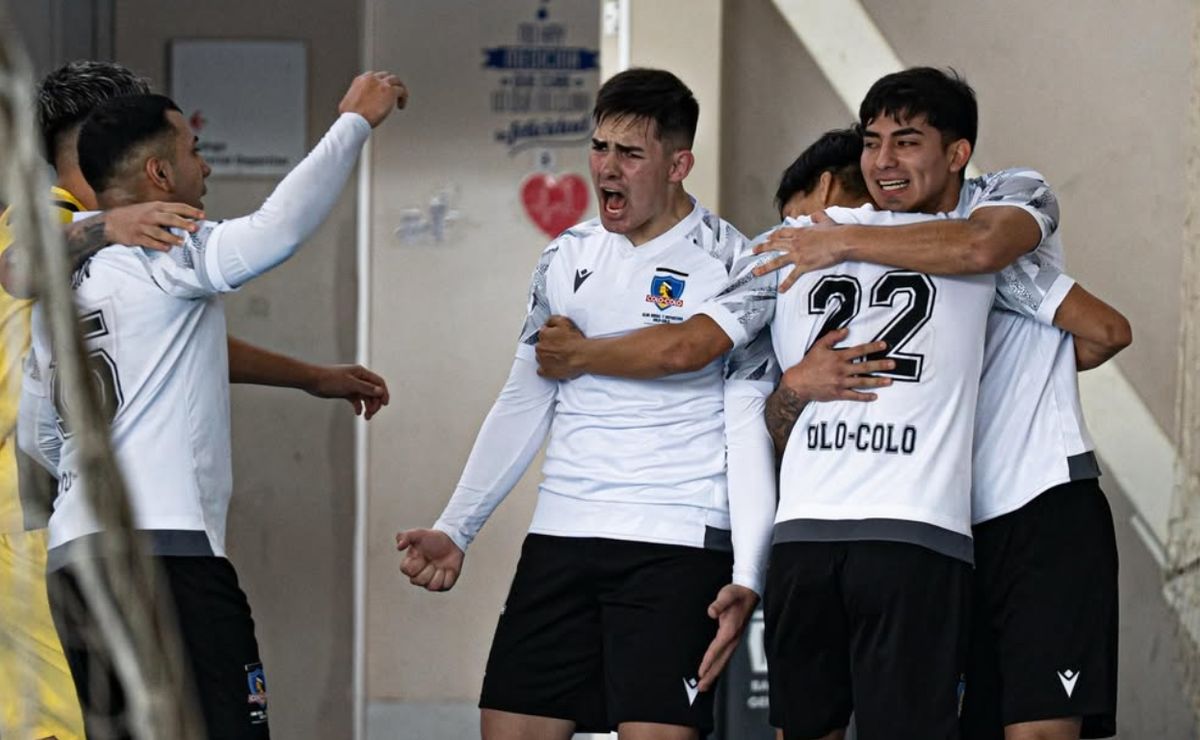 Colo Colo futsal inicia con el pie derecho y golea a Santiago Wanderers ...