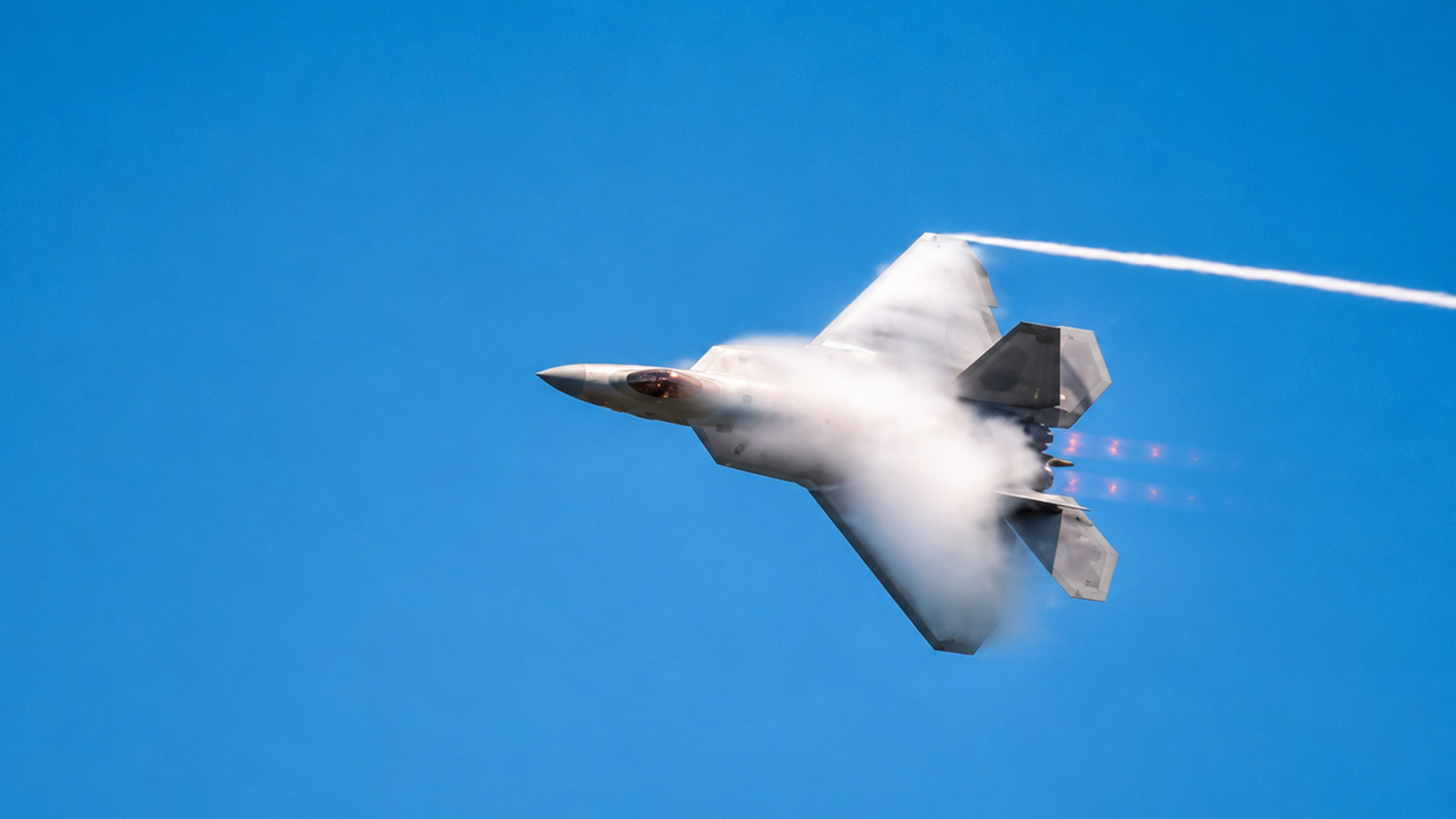 F-22 Raptor performs air show maneuvers