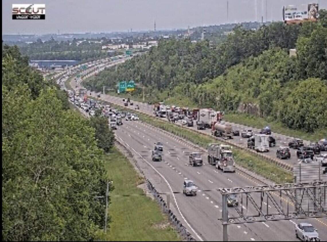Saturday crash on I-435 in south Kansas City kills 1, injures 3 ...